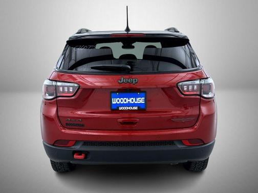 Red Hot Pearlcoat 2026 Jeep Compass Trailhawk