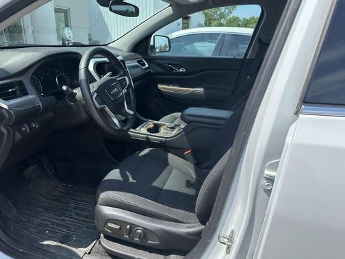 2023 GMC Acadia AWD SLE