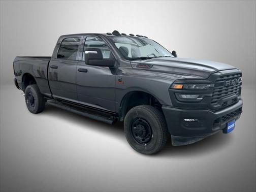 2025 RAM 2500 Tradesman Crew Cab 4x4 6'4' Box