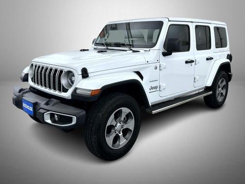 2024 Jeep Wrangler 4-Door Sahara 4x4