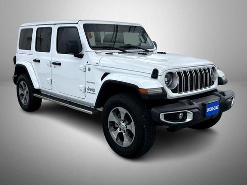 2024 Jeep Wrangler 4-Door Sahara 4x4