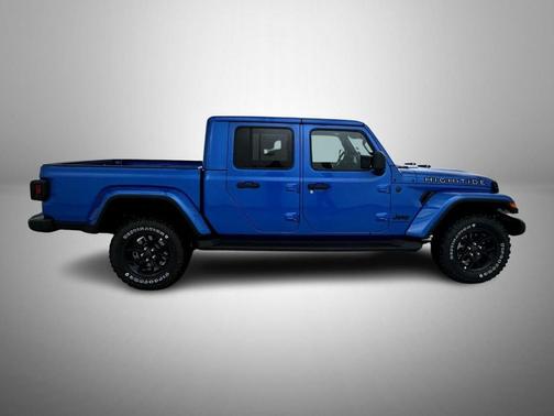 2025 Jeep Gladiator High Tide