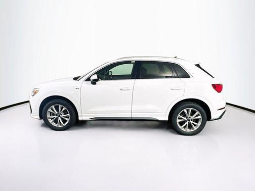 2023 Audi Q3 Premium 45 TFSI S line quattro Tiptronic