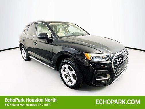 Mythos Black Metallic 2023 Audi Q5 40 Premium