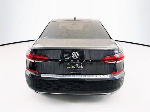 2022 Volkswagen Passat 2.0T SE
