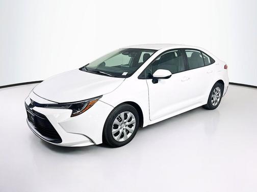 Ice Cap 2024 Toyota Corolla LE