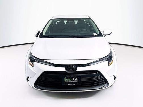 Ice Cap 2024 Toyota Corolla LE