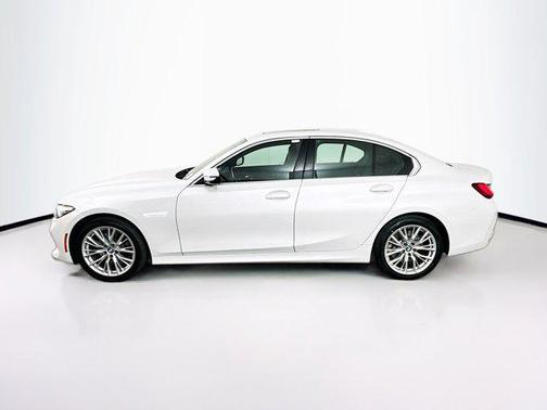 2024 BMW 330 330i