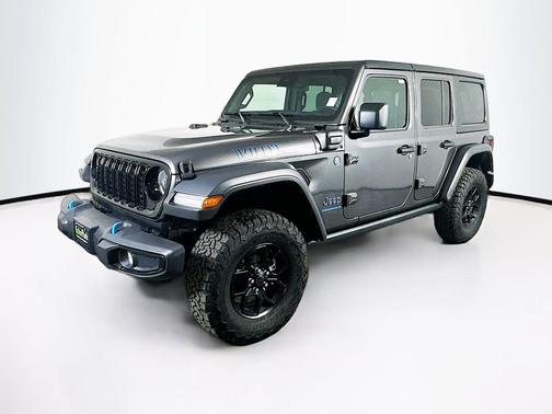Granite Crystal Metallic Clearcoat 2024 Jeep Wrangler 4xe Willys