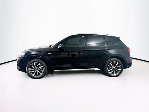 2023 Audi Q5 45 S line Premium