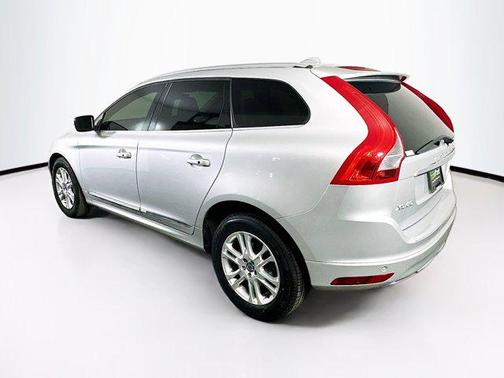 2016 Volvo XC60 T5 Drive-E Premier
