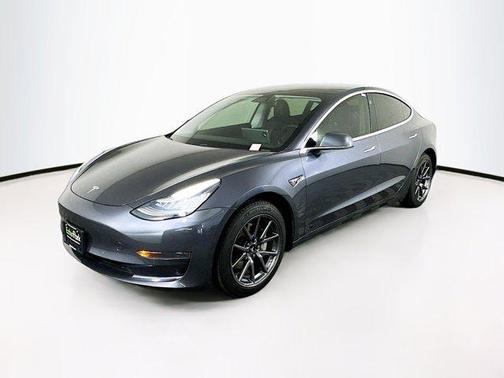 2020 Tesla Model 3 Standard Range Plus