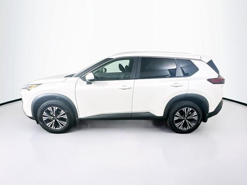 Pearl White Tricoat 2023 Nissan Rogue SV