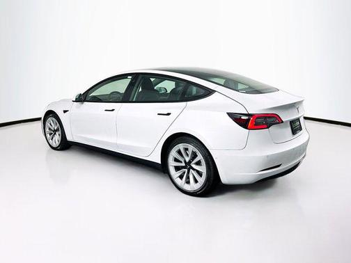 2022 Tesla Model 3 Standard Range
