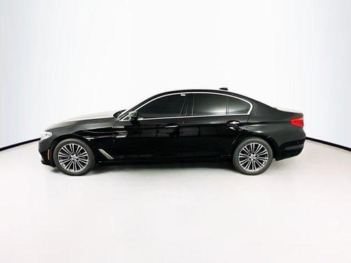 2018 BMW 530 530i