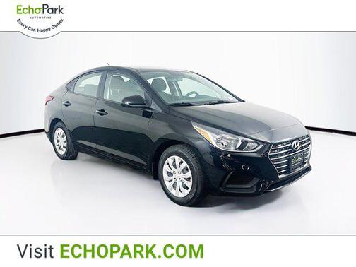 2022 Hyundai Accent SE