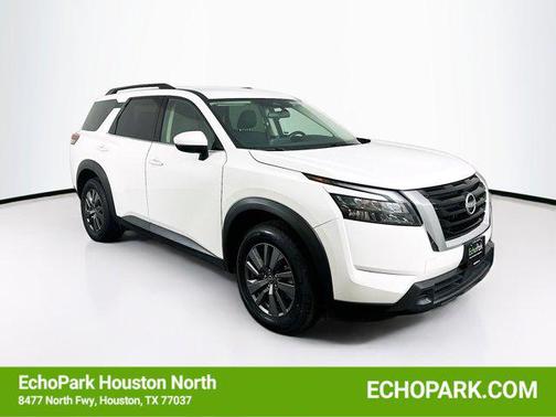 Glacier White 2025 Nissan Pathfinder SV FWD