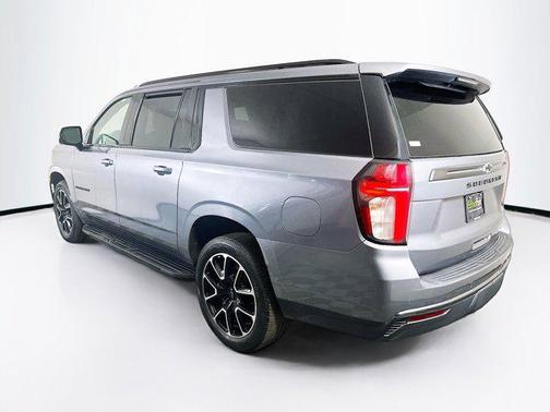 2022 Chevrolet Suburban RST