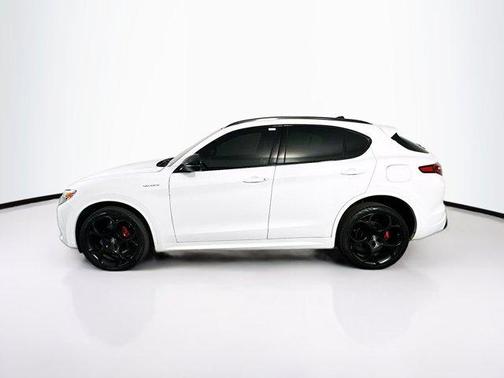 2022 Alfa Romeo Stelvio Ti