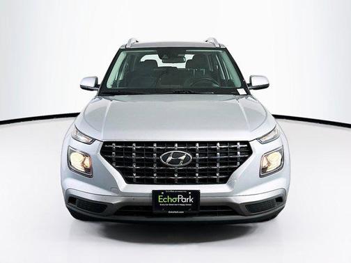 2021 Hyundai VENUE SEL