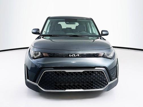 Gravity Gray 2025 Kia Soul LX
