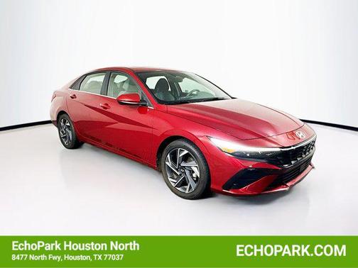 2025 Hyundai ELANTRA SEL