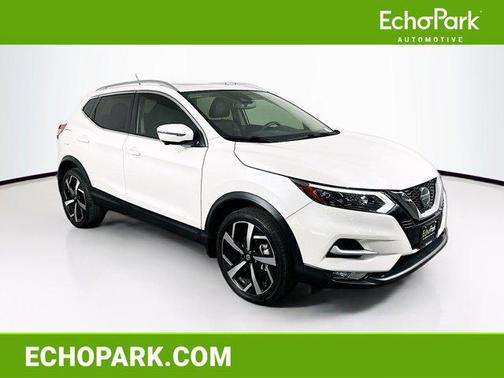 2022 Nissan Rogue Sport SL