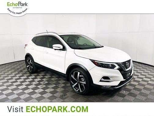 2022 Nissan Rogue Sport SL