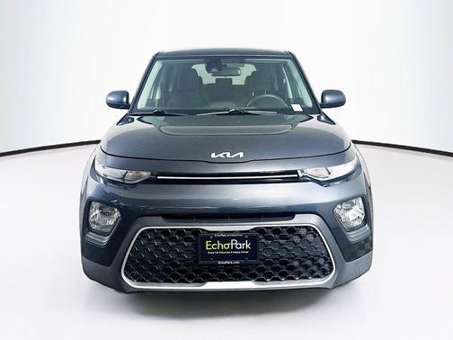 Gravity Gray 2022 Kia Soul LX