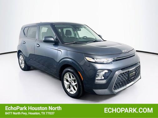 Gravity Gray 2022 Kia Soul LX