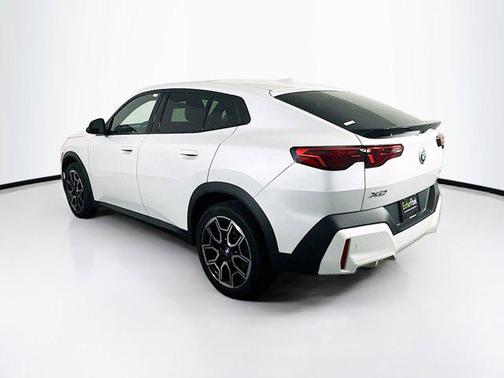 2025 BMW X2 xDrive28i