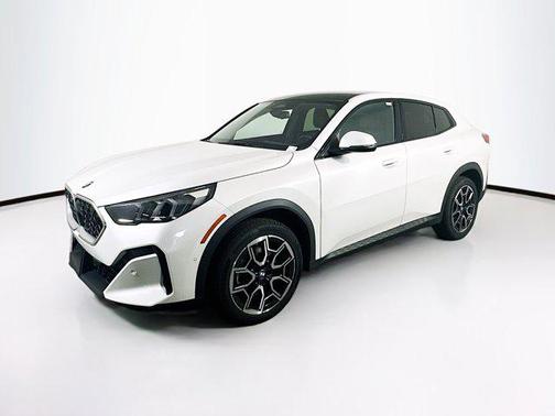 2025 BMW X2 xDrive28i
