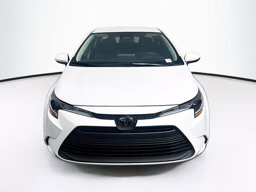 Ice Cap 2024 Toyota Corolla LE