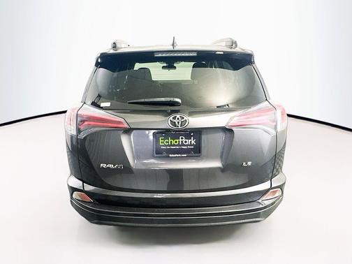 Magnetic Gray Metallic 2018 Toyota RAV4 LE
