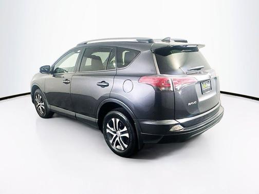 Magnetic Gray Metallic 2018 Toyota RAV4 LE