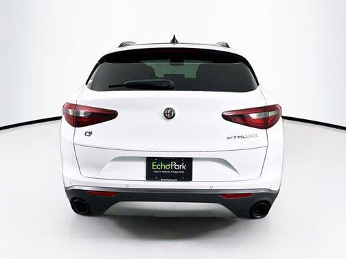 2022 Alfa Romeo Stelvio Ti