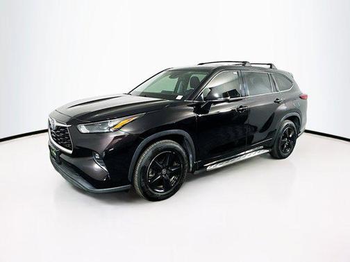 2022 Toyota Highlander Hybrid LE