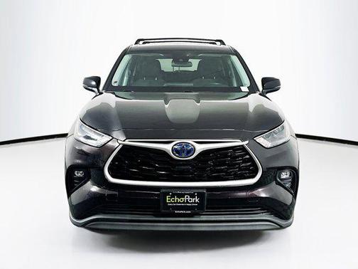 2022 Toyota Highlander Hybrid LE