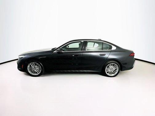 2024 BMW 530 i