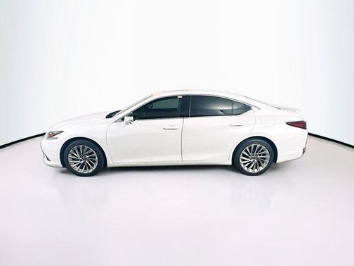 2023 Lexus ES 300h Luxury