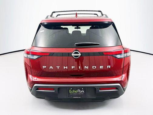2024 Nissan Pathfinder SV FWD