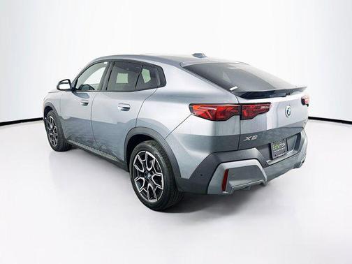 2025 BMW X2 xDrive28i