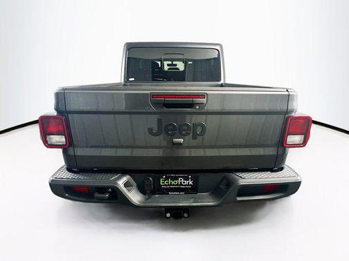 2022 Jeep Gladiator Sport S
