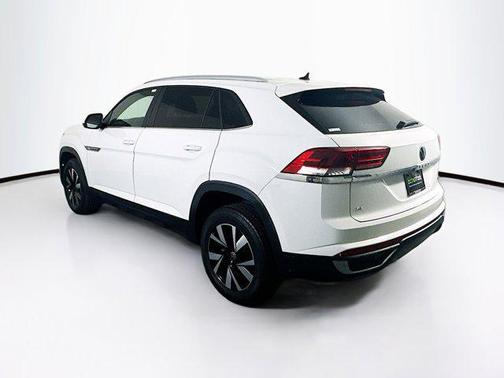 2020 Volkswagen Atlas Cross Sport 2.0T SE