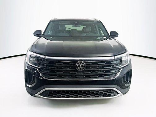 2024 Volkswagen Atlas Cross Sport 2.0T SE w/Technology 4MOTION