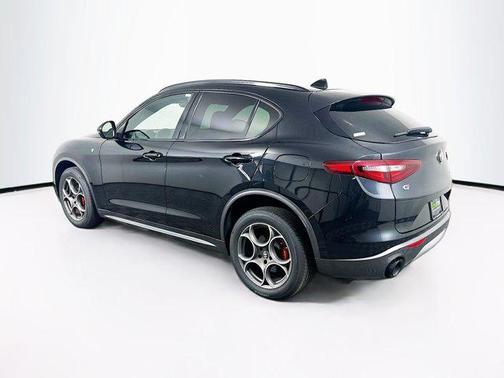 2022 Alfa Romeo Stelvio Ti