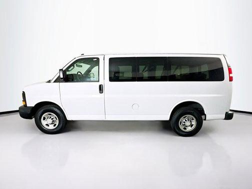 2016 Chevrolet Express 2500 LS
