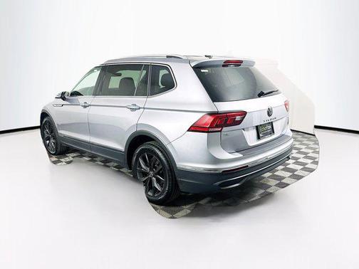 2024 Volkswagen Tiguan 2.0T SE 4MOTION