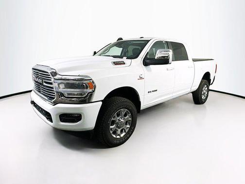 2024 RAM 2500 Laramie Crew Cab 4x4 6'4' Box