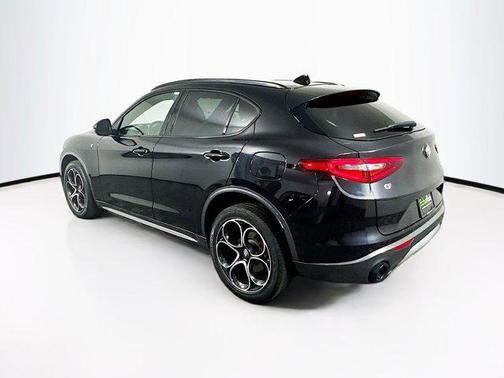 2022 Alfa Romeo Stelvio Ti